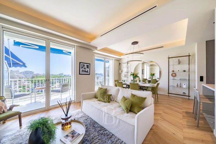Image No.1-3 Bed Apartment for sale
