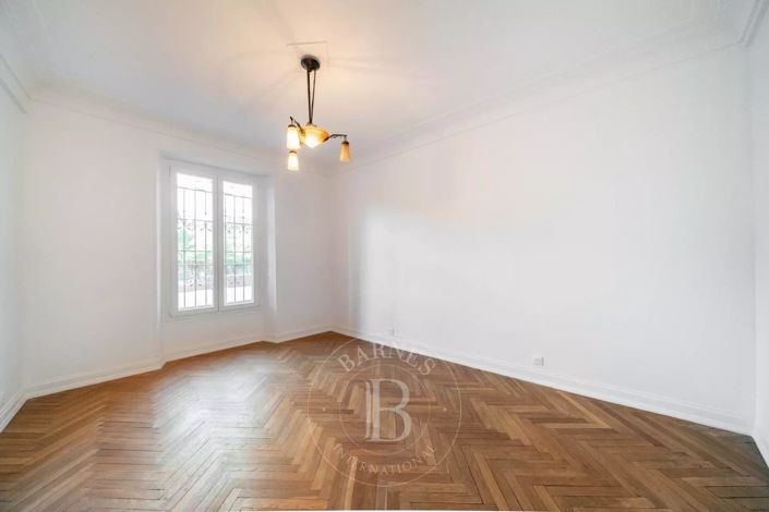 Image No.5-3 Bed Apartment for sale