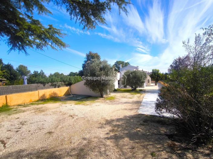 Image No.8-4 Bed House for sale