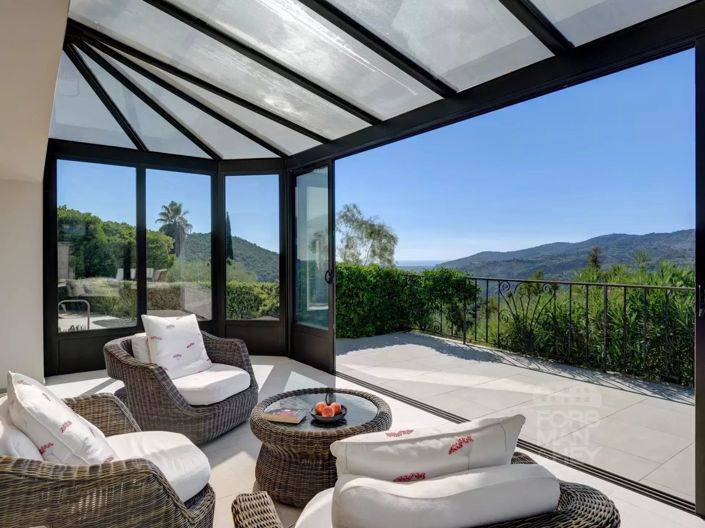 Image No.2-Maison de 4 chambres à vendre à Peymeinade