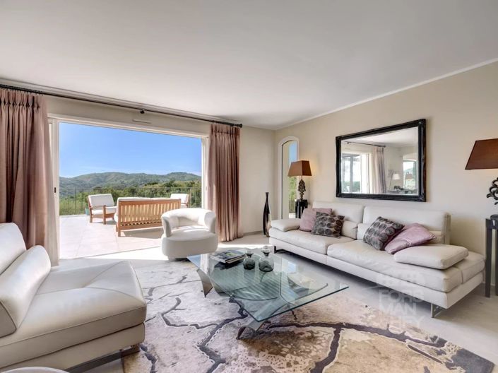 Image No.4-Maison de 4 chambres à vendre à Peymeinade