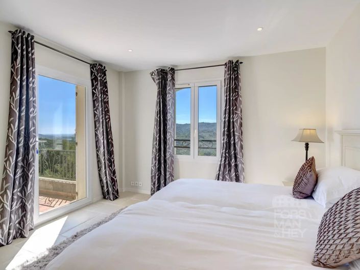 Image No.9-Maison de 4 chambres à vendre à Peymeinade