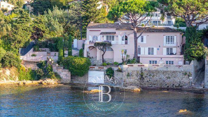 Image No.2-5 Bed House for sale