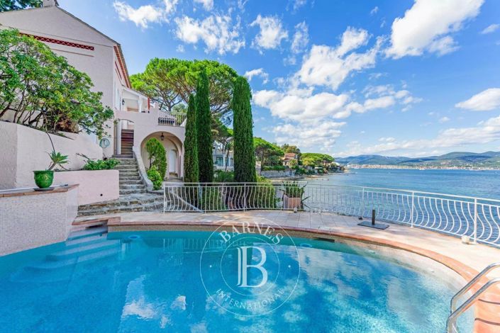 Image No.9-5 Bed House for sale