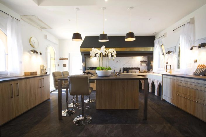 Image No.10-6 Bed House for sale