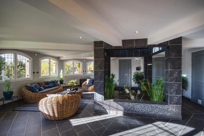 Image No.13-6 Bed House for sale