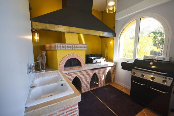 Image No.23-6 Bed House for sale