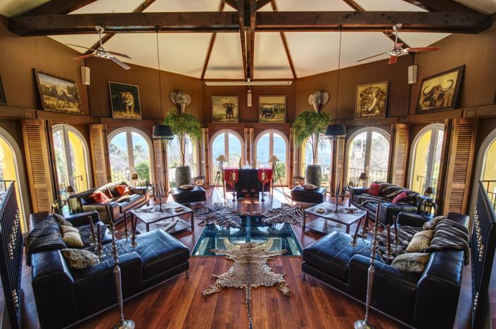 Image No.9-6 Bed House for sale