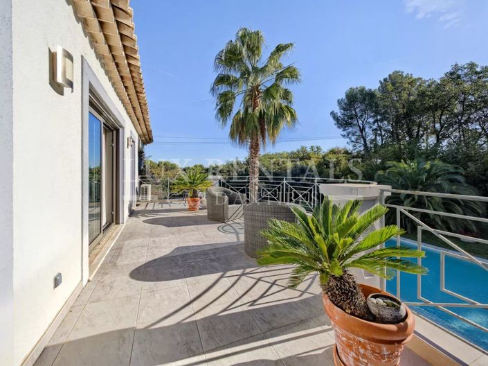 Image No.20-4 Bed House for sale