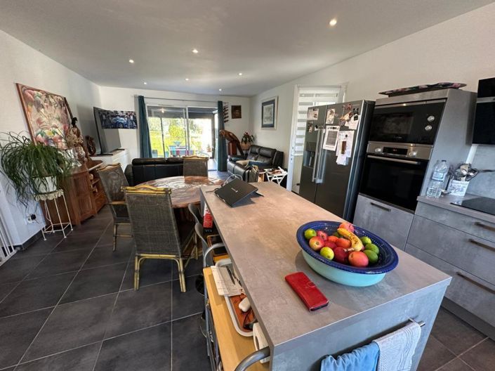 Image No.5-3 Bed House for sale