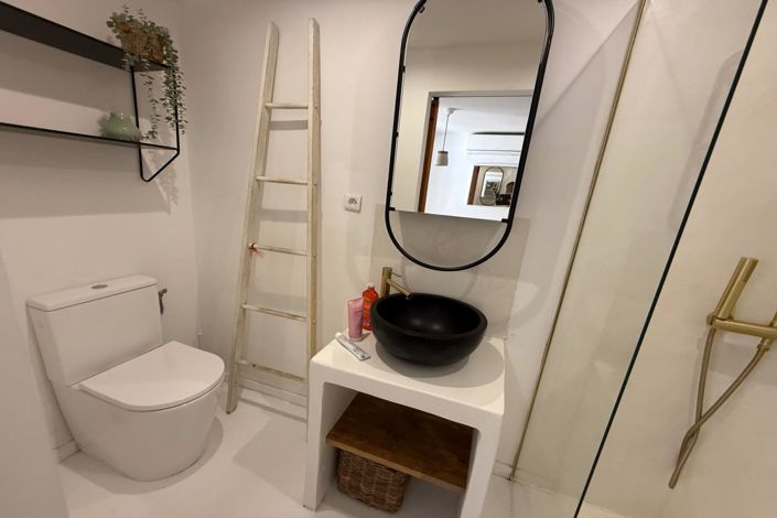 Image No.12-4 Bed House for sale