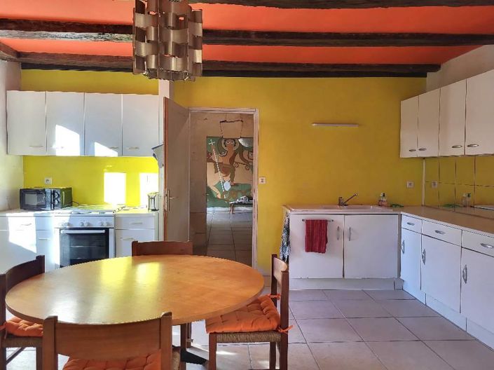 Image No.7-6 Bed House for sale