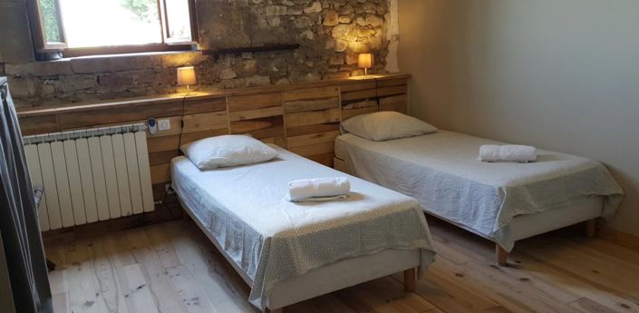 Image No.33-11 Bed House for sale