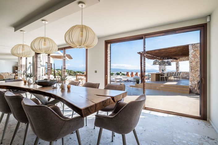 Image No.4-5 Bed House for sale