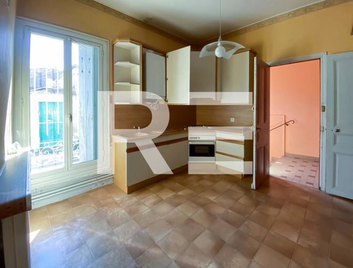 Image No.2-4 Bed House for sale