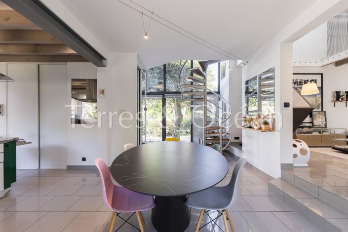 Image No.7-3 Bed House for sale