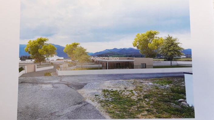 Image No.3-3 Bed House for sale