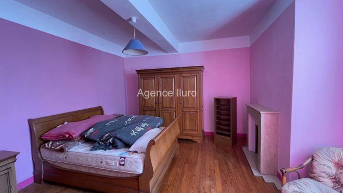 Image No.6-3 Bed House for sale