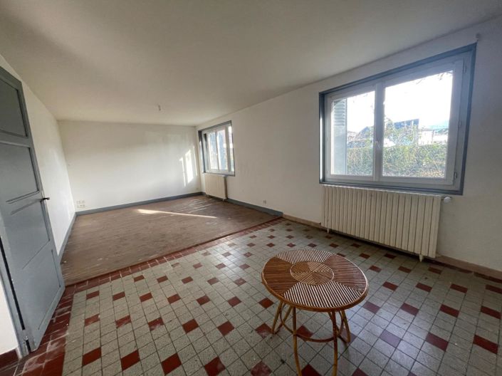 Image No.5-5 Bed House for sale