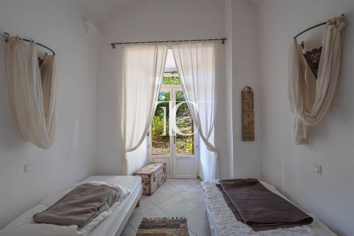 Image No.14-Maison de 12 chambres à vendre à Banne