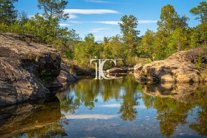 Image No.24-12 Bed House for sale