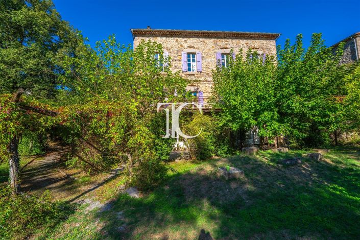 Image No.40-12 Bed House for sale