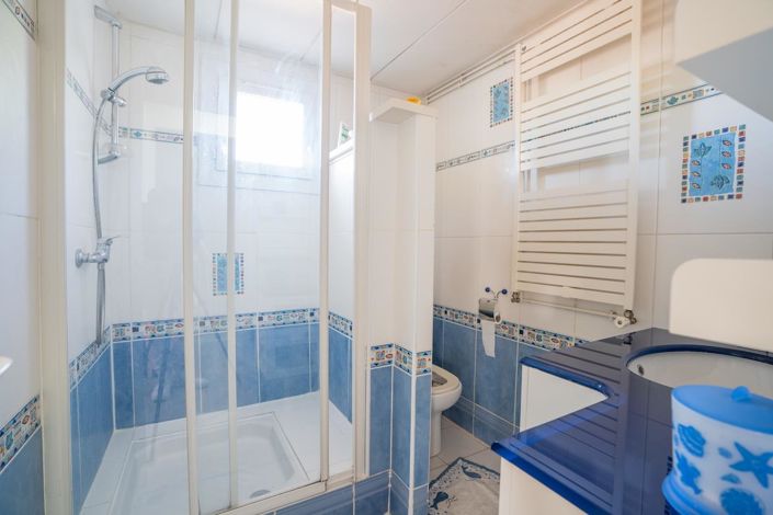 Image No.31-4 Bed House for sale