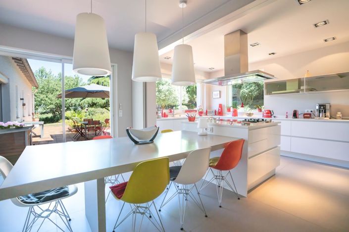 Image No.9-4 Bed House for sale