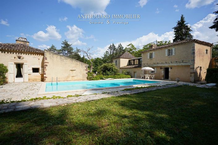 Image No.13-4 Bed Property for sale