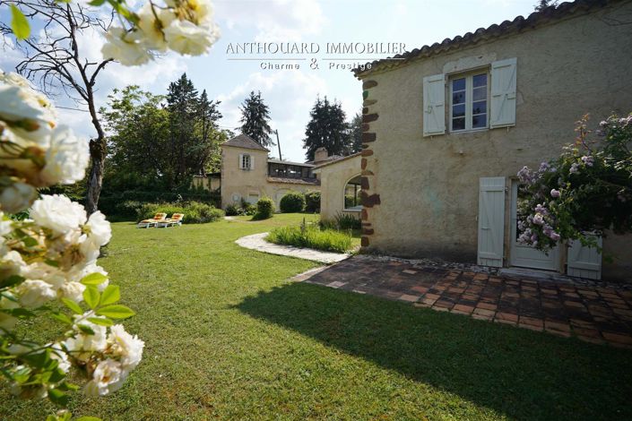 Image No.7-4 Bed Property for sale