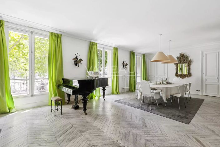 Image No.1-3 Bed Apartment for sale