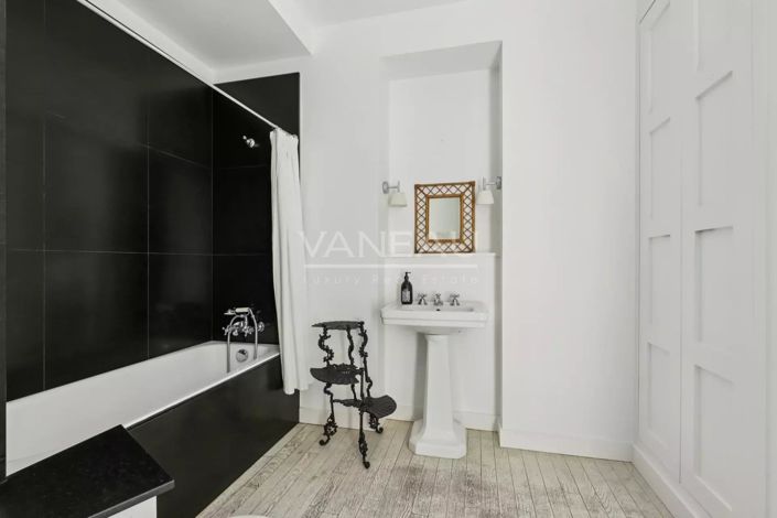 Image No.11-3 Bed Apartment for sale