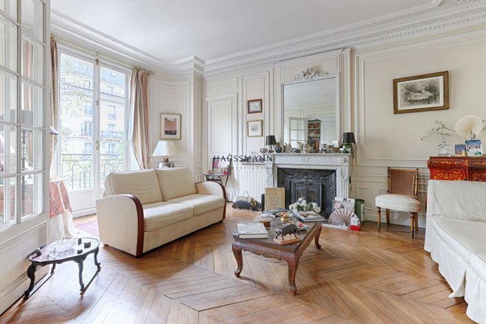 Image No.1-4 Bed Apartment for sale
