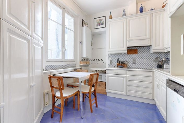 Image No.7-4 Bed Property for sale