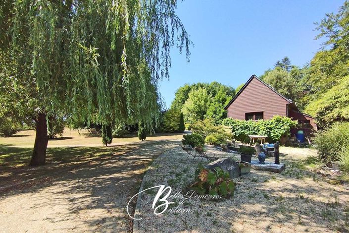 Image No.8-5 Bed House for sale