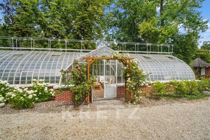 Image No.13-Propriété de 10 chambres à vendre à Le Vésinet