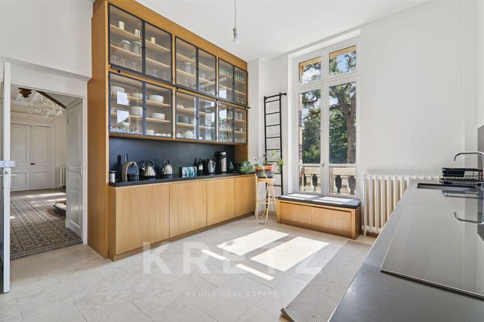 Image No.5-Propriété de 10 chambres à vendre à Le Vésinet