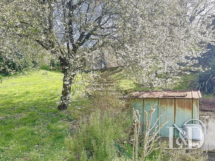 Image No.15-4 Bed House for sale