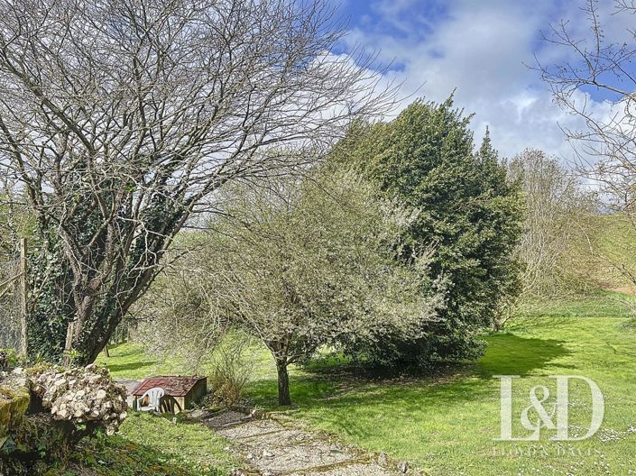 Image No.20-4 Bed House for sale