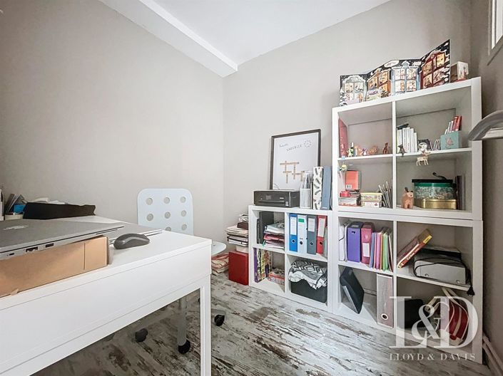 Image No.22-4 Bed House for sale