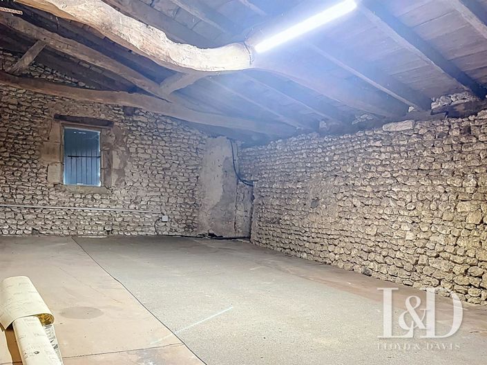 Image No.23-4 Bed House for sale