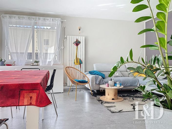 Image No.9-4 Bed House for sale