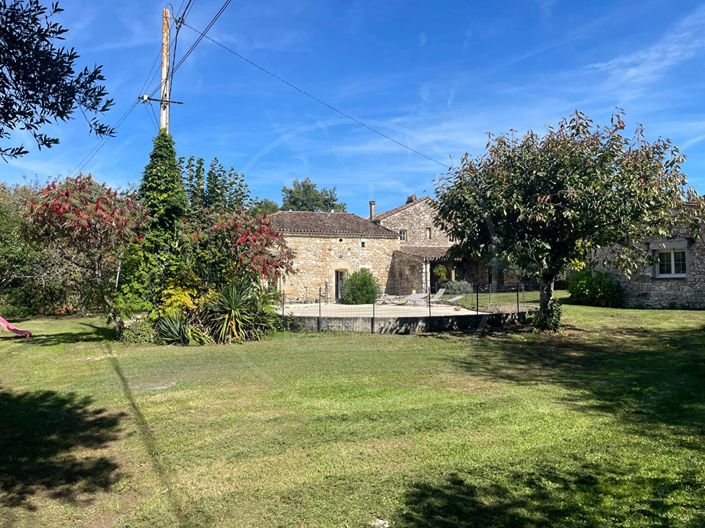 Image No.1-4 Bed House for sale