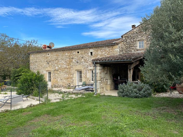 Image No.14-4 Bed House for sale