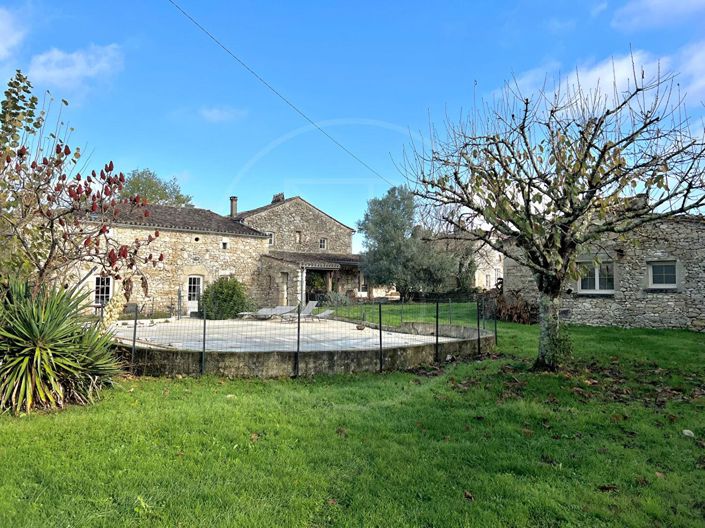 Image No.17-4 Bed House for sale