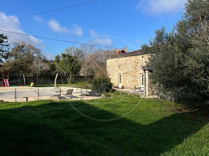 Image No.18-4 Bed House for sale