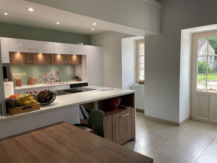 Image No.3-4 Bed House for sale