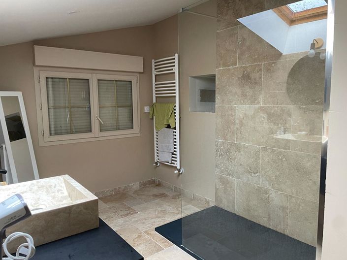 Image No.8-4 Bed House for sale