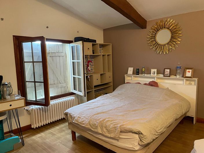 Image No.9-4 Bed House for sale