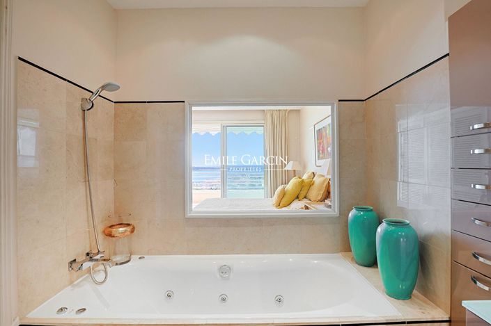 Image No.6-Appartement de 2 chambres à vendre à Cannes